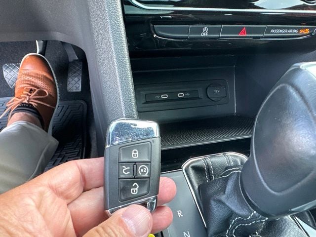 2023 Volkswagen Atlas Cross Sport 3.6L V6 SEL