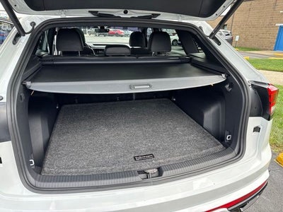 2023 Volkswagen Atlas Cross Sport 3.6L V6 SEL R-Line