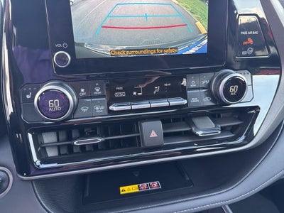 2025 Toyota Highlander XLE