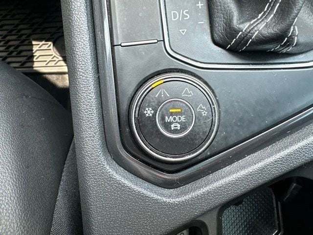 2021 Volkswagen Tiguan SE R-Line Black