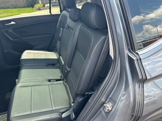 2021 Volkswagen Tiguan SE R-Line Black