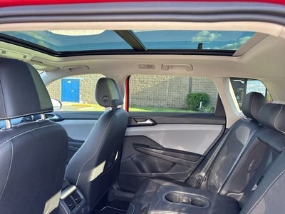 2023 Volkswagen Taos SE