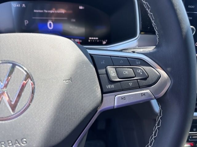 2025 Volkswagen Taos SE