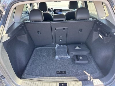 2025 Volkswagen Taos SE
