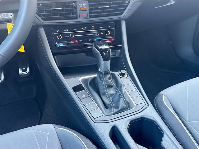 2026 Volkswagen Jetta Sport - Photo 14